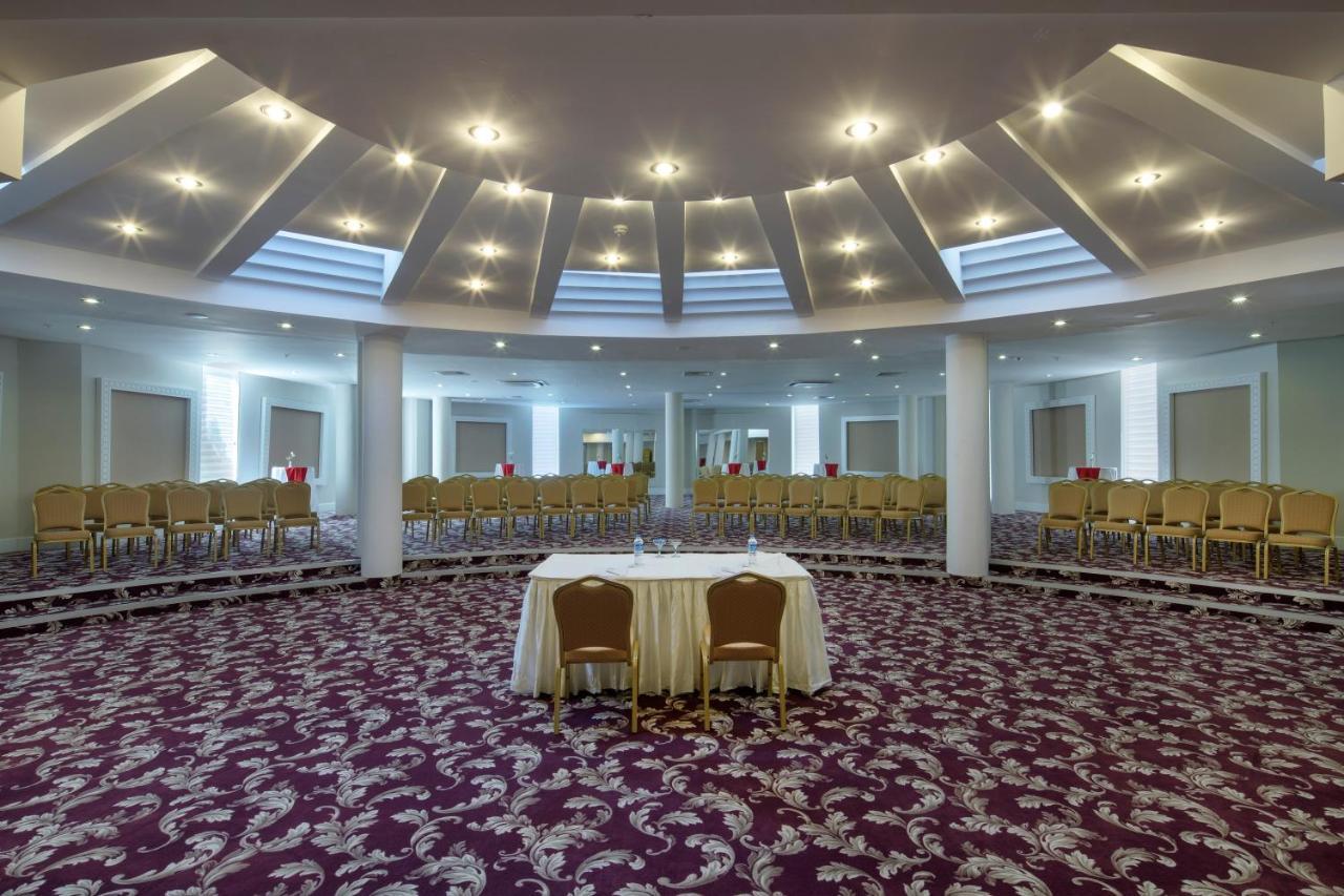 Crystal Tat Beach Golf Resort & Spa Belek Bagian luar foto