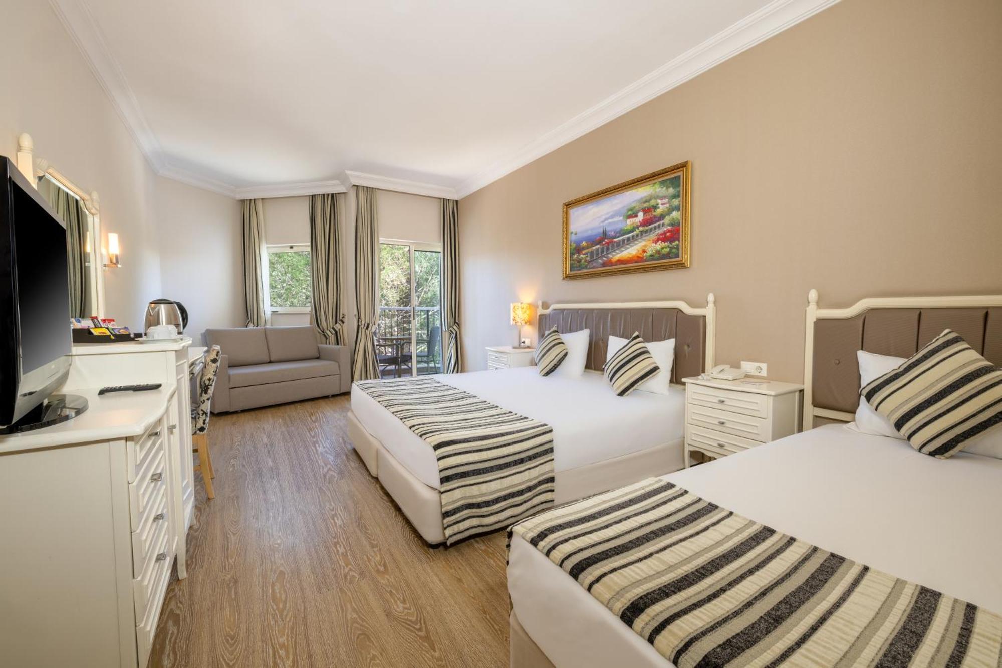 Crystal Tat Beach Golf Resort & Spa Belek Bagian luar foto
